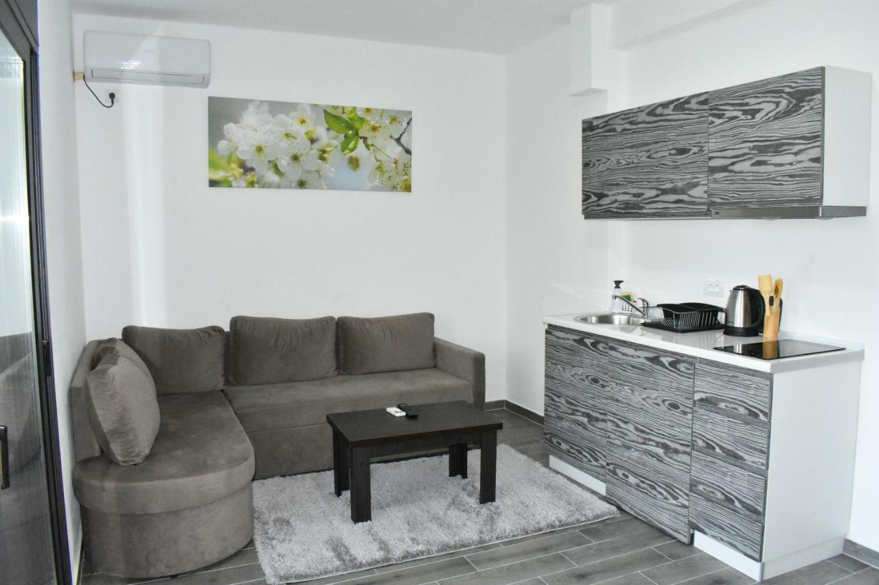 Flo Apartments Ulcinj Exterior foto